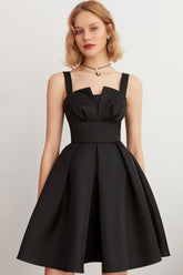 Seidiges Satin-Straps-Plissee-Fit & Flare-Party-Minikleid - Schwarz